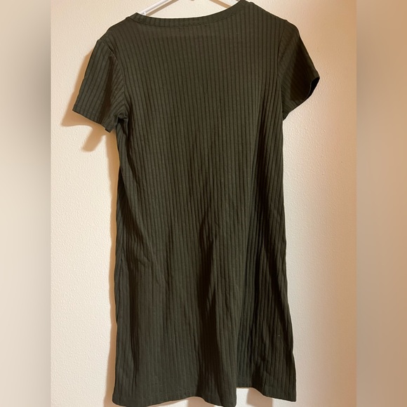 Green Forever 21 T shirt Dress - Picture 2 of 2